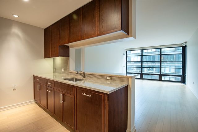 580 Washington St 6F, Boston, MA 02111