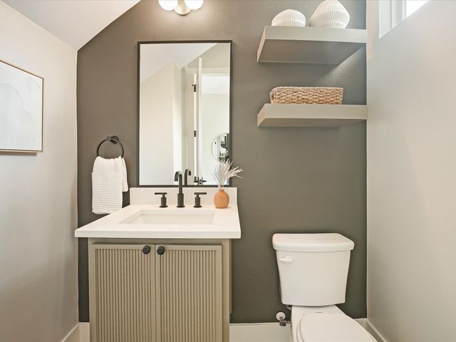 2610 Emmett Street, Dallas, TX 75211