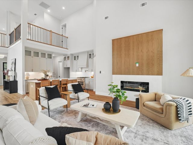 2610 Emmett Street, Dallas, TX 75211