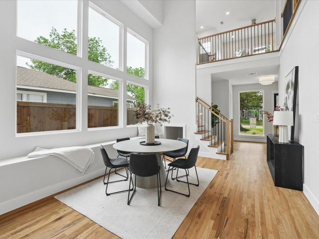 2610 Emmett Street, Dallas, TX 75211