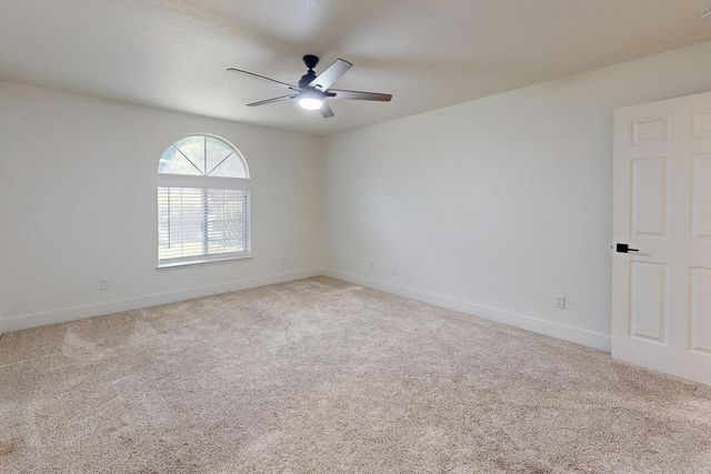 521 Daniel Dr, Yuba City, CA 95993