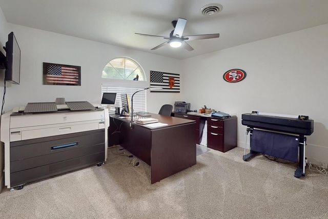 521 Daniel Dr, Yuba City, CA 95993