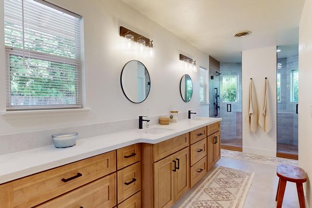 521 Daniel Dr, Yuba City, CA 95993