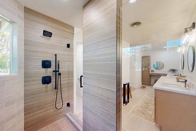 521 Daniel Dr, Yuba City, CA 95993