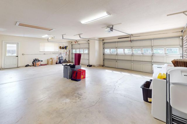 521 Daniel Dr, Yuba City, CA 95993