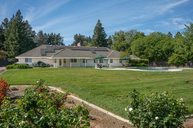 521 Daniel Dr, Yuba City, CA 95993