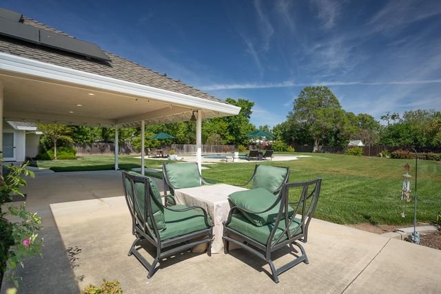 521 Daniel Dr, Yuba City, CA 95993