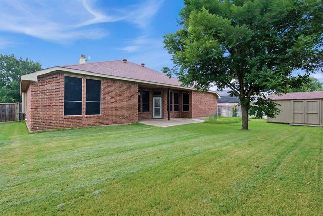 219 Southpeak Lane, Ponder, TX 76259