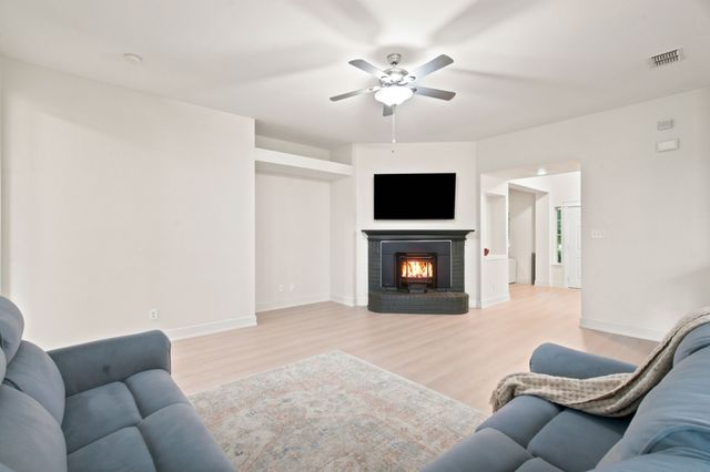 219 Southpeak Lane, Ponder, TX 76259