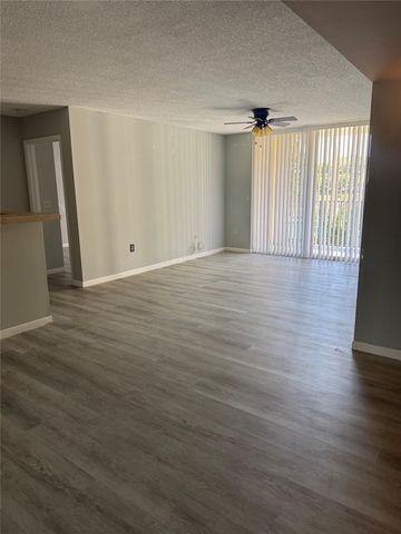 1721 Village Boulevard 204, West Palm Beach, FL 33409