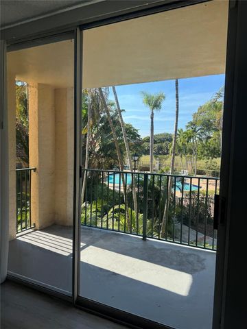 1721 Village Boulevard 204, West Palm Beach, FL 33409