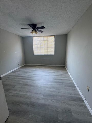 1721 Village Boulevard 204, West Palm Beach, FL 33409