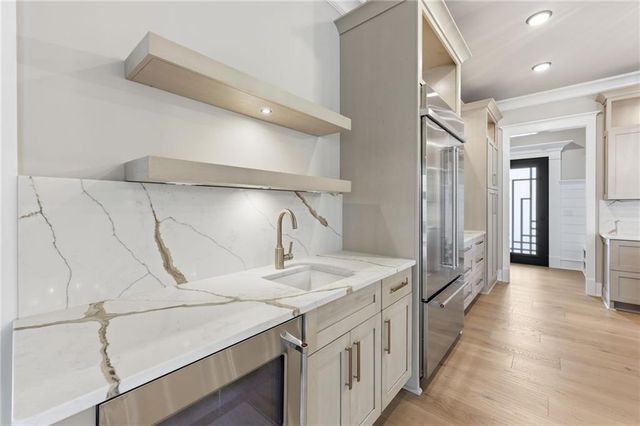 4175 Cumberland Point Drive, Gainesville, GA 30504