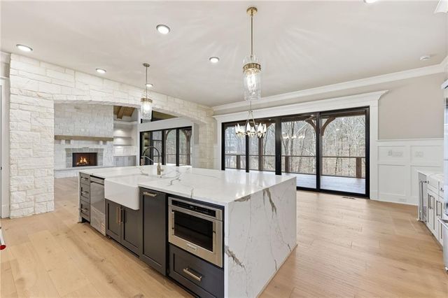 4175 Cumberland Point Drive, Gainesville, GA 30504