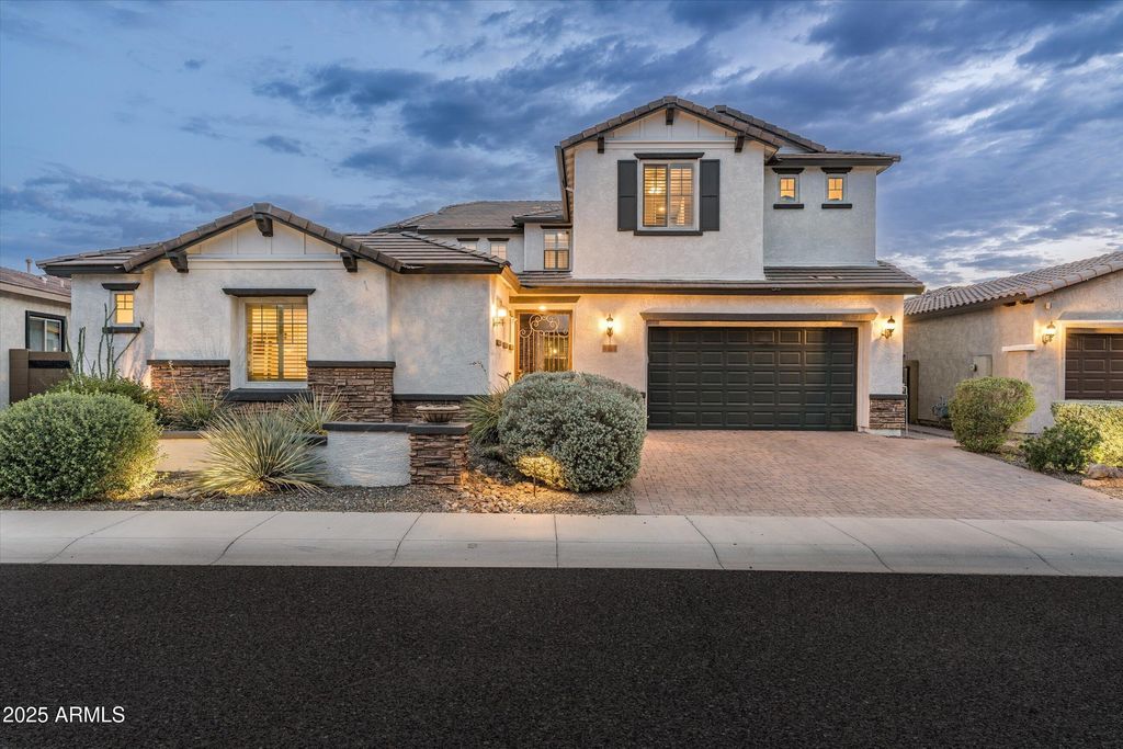 1535 W MOLLY Lane, Phoenix, AZ 85085