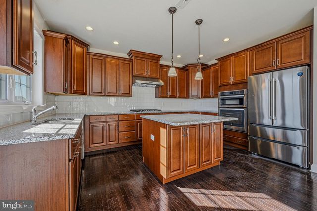 808 QUINN CT, New Castle, DE 19720