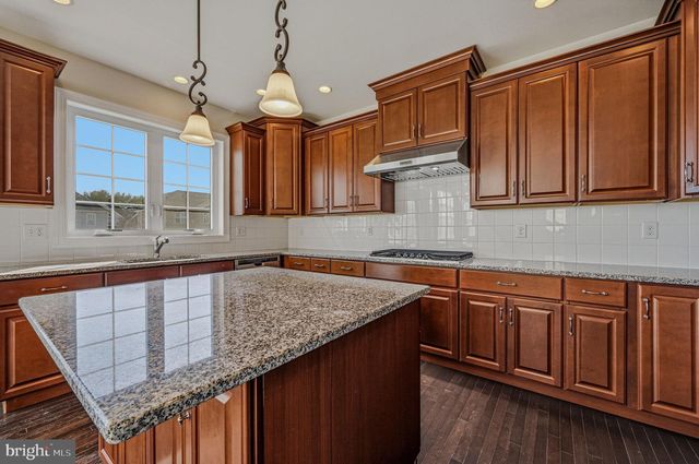 808 QUINN CT, New Castle, DE 19720