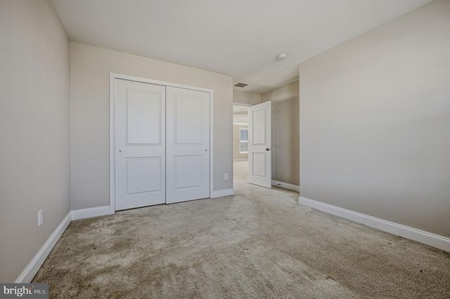 808 QUINN CT, New Castle, DE 19720