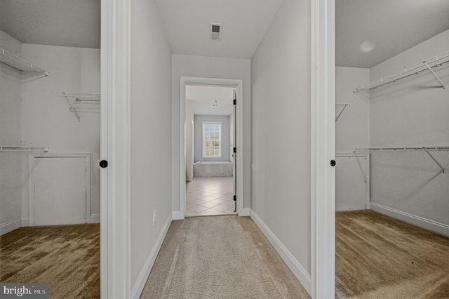 808 QUINN CT, New Castle, DE 19720