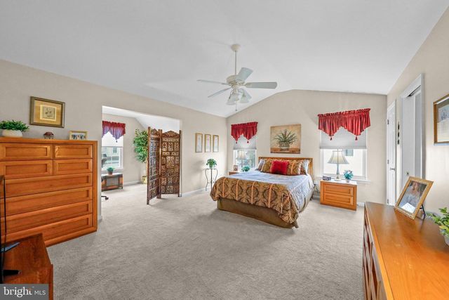 7 COLTS GAIT RD, Evesham, NJ 08053