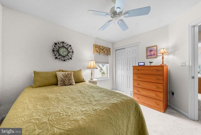 7 COLTS GAIT RD, Evesham, NJ 08053