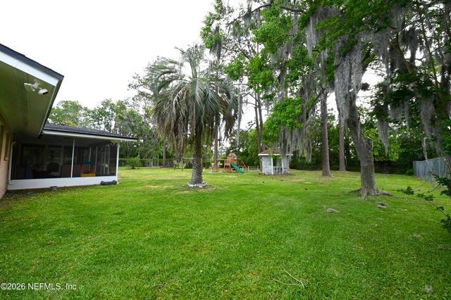 7620 DUCLAY FOREST Drive W, Jacksonville, FL 32244