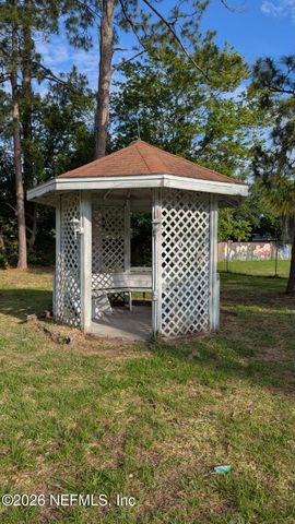 7620 DUCLAY FOREST Drive W, Jacksonville, FL 32244