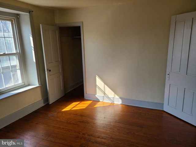 89 E HERMAN ST, Philadelphia, PA 19144