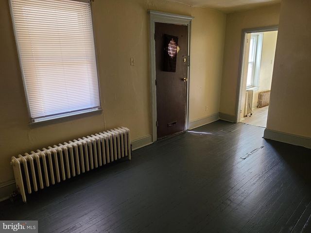 89 E HERMAN ST, Philadelphia, PA 19144