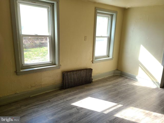 89 E HERMAN ST, Philadelphia, PA 19144