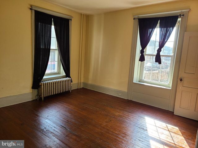 89 E HERMAN ST, Philadelphia, PA 19144