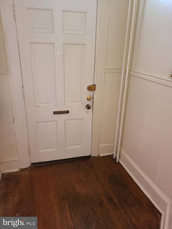 89 E HERMAN ST, PHILADELPHIA, PA 19144 — photo 2