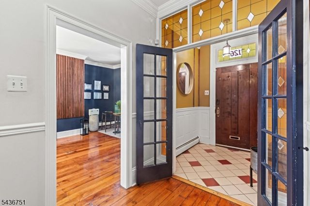 126 E Union St, Burlington City, NJ 08016