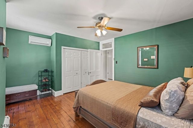 126 E Union St, Burlington City, NJ 08016