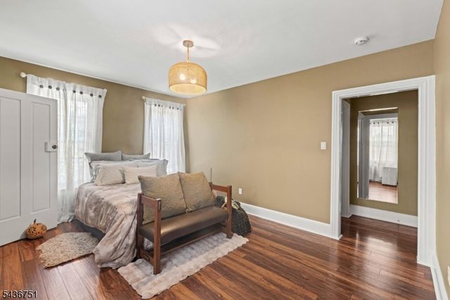 126 E Union St, Burlington City, NJ 08016
