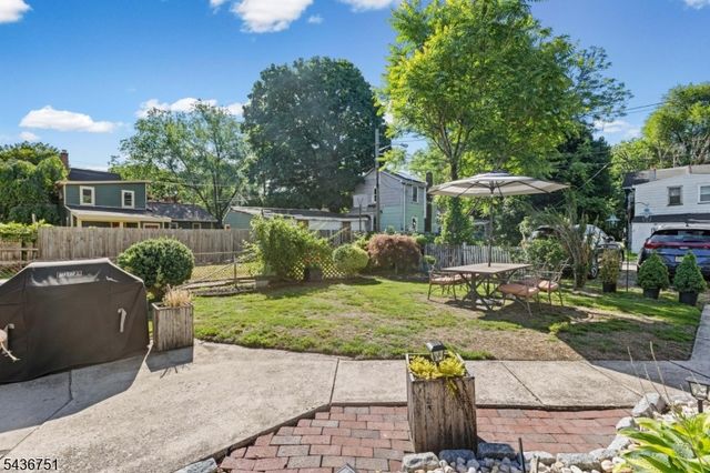 126 E Union St, Burlington City, NJ 08016