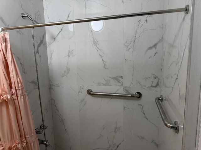 811 SE 16th Street, Fort Lauderdale, FL 33316