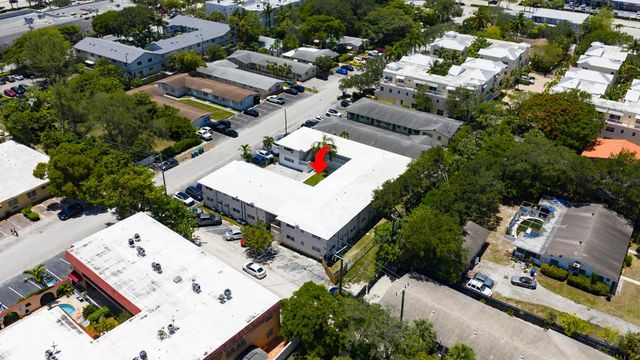 811 SE 16th Street, Fort Lauderdale, FL 33316
