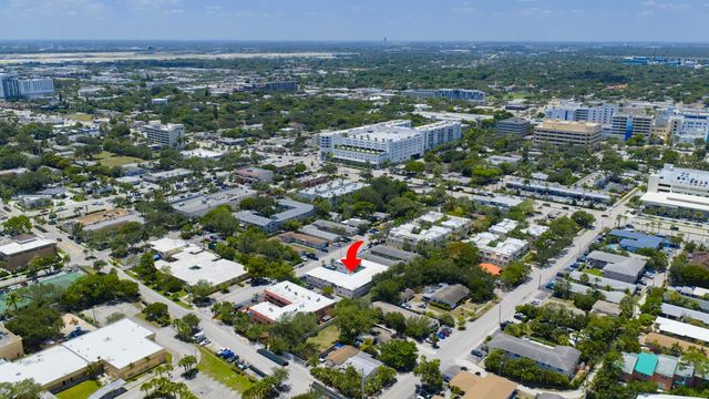 811 SE 16th Street, Fort Lauderdale, FL 33316