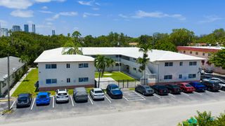 811 SE 16th Street, Fort Lauderdale, FL 33316