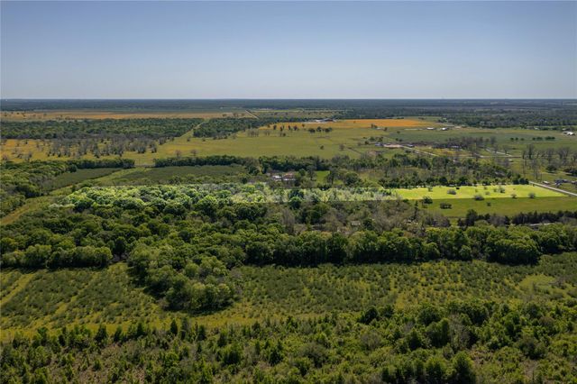 0 Fm 1161, Hungerford, TX 77448