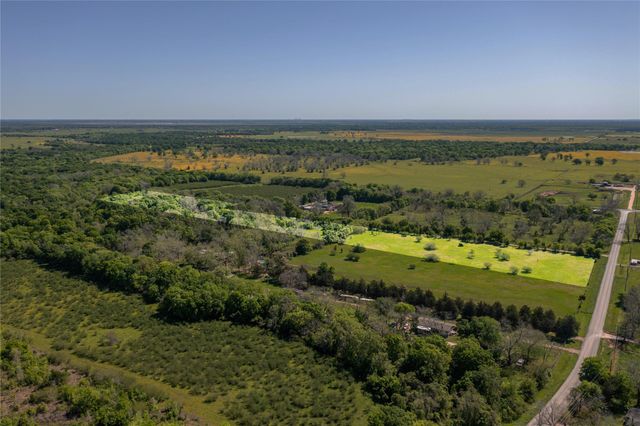 0 Fm 1161, Hungerford, TX 77448