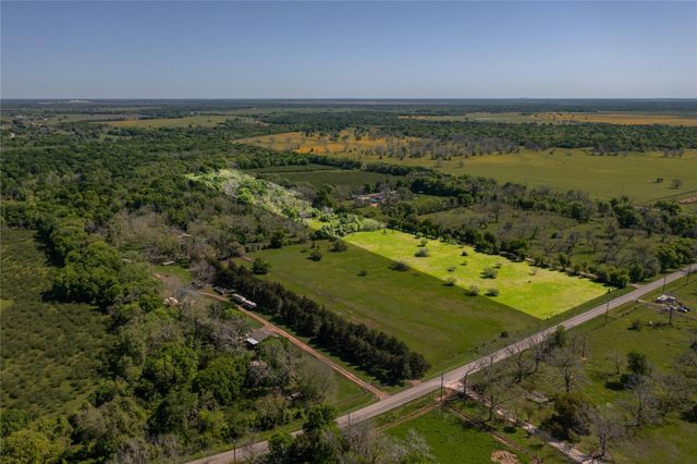 0 Fm 1161, Hungerford, TX 77448