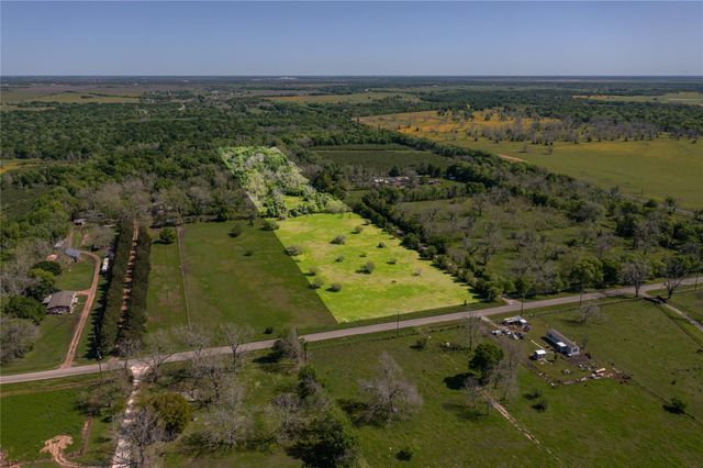 0 Fm 1161, Hungerford, TX 77448