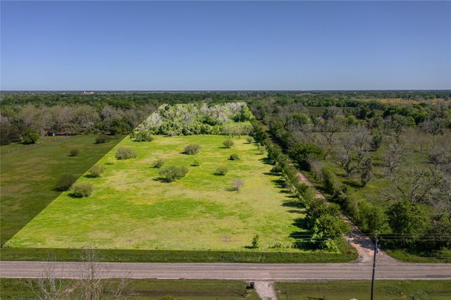 0 Fm 1161, Hungerford, TX 77448