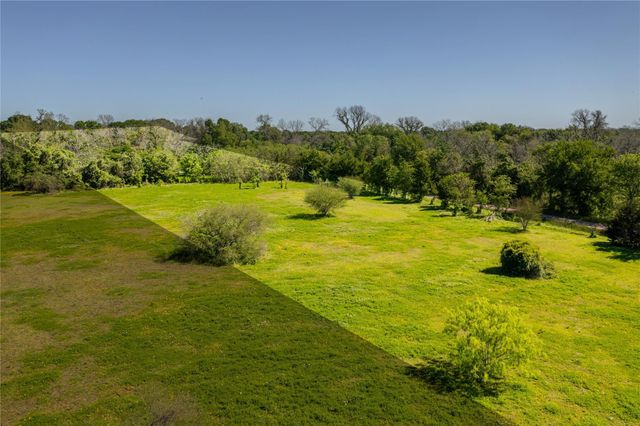 0 Fm 1161, Hungerford, TX 77448