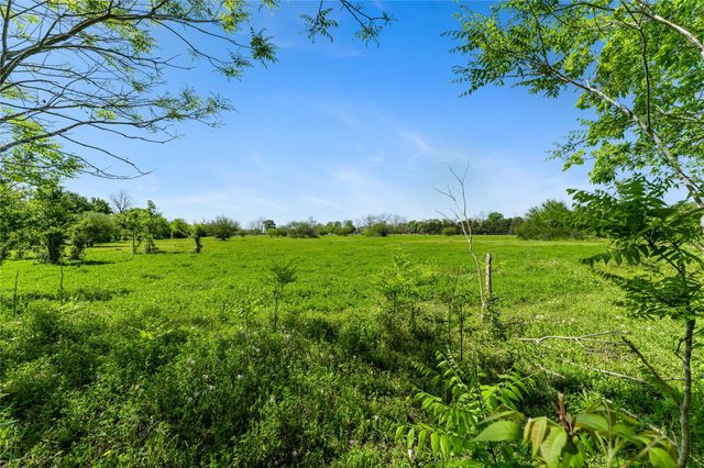 0 Fm 1161, Hungerford, TX 77448
