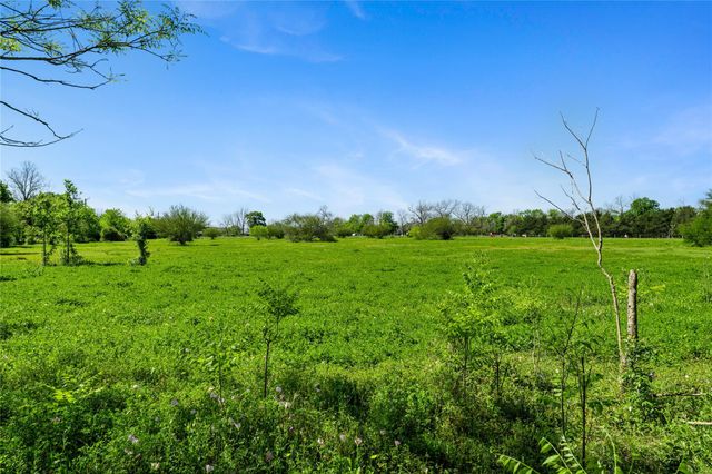 0 Fm 1161, Hungerford, TX 77448