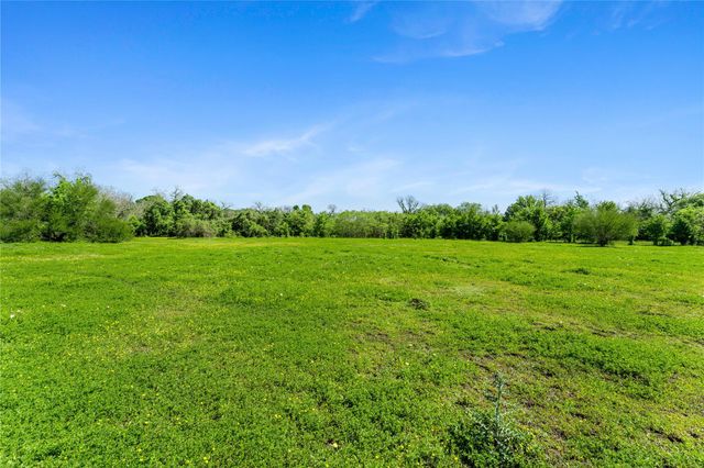 0 Fm 1161, Hungerford, TX 77448