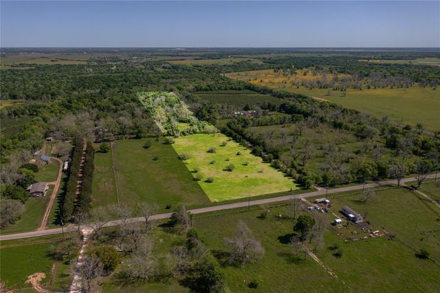 0 Fm 1161, Hungerford, TX 77448